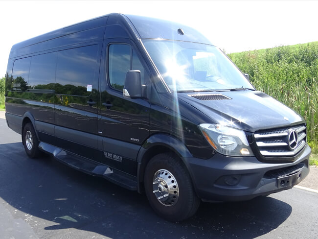 luxury motor coaches